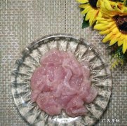 怎样做美味的土豆豆角炒里脊肉