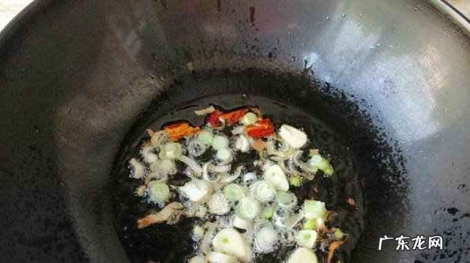 怎样做好吃的菜椒豆角炒肉菜椒豆角炒肉详解