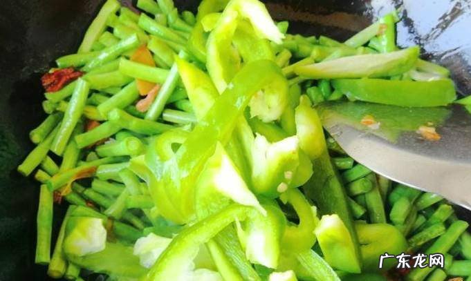怎样做好吃的菜椒豆角炒肉菜椒豆角炒肉详解