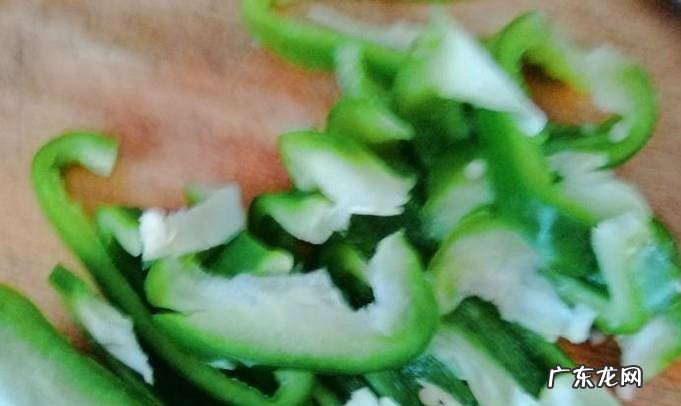 怎样做好吃的菜椒豆角炒肉菜椒豆角炒肉详解