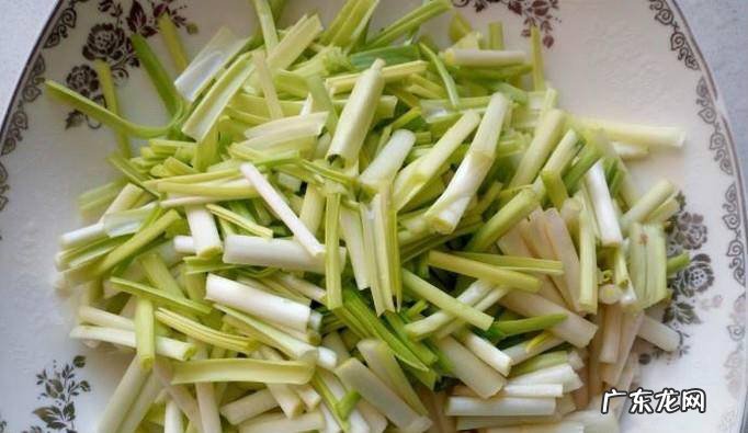 韭黄炒土豆丝的家常做法