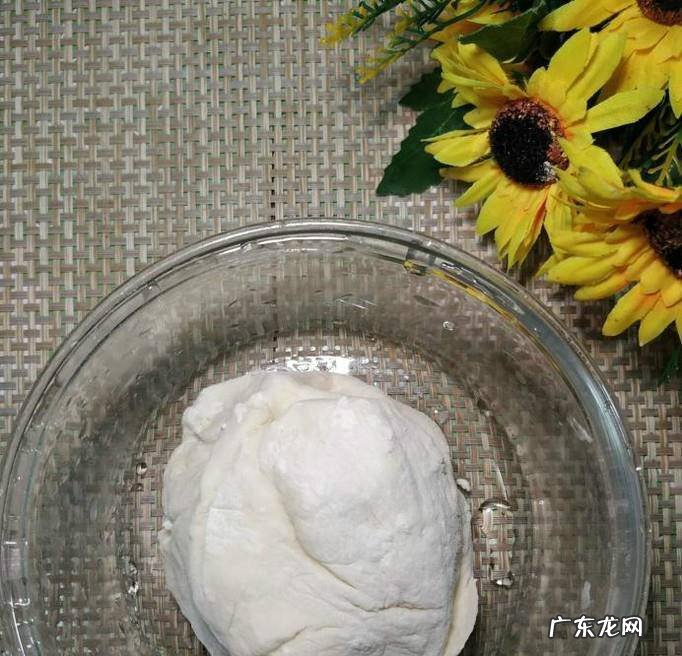 怎样做美味的韭菜鸡蛋粉条煎饺