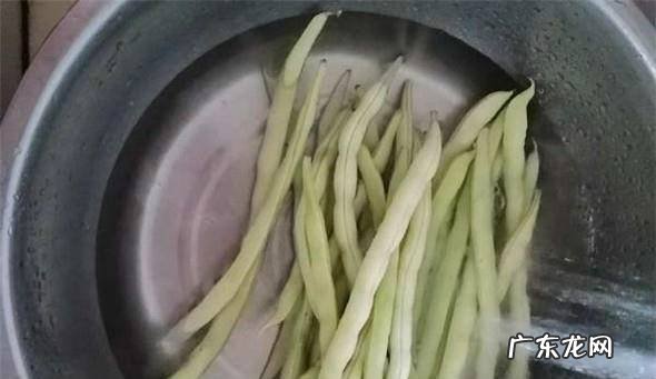 怎么做超美味的土豆芸豆胡萝卜炖牛肉