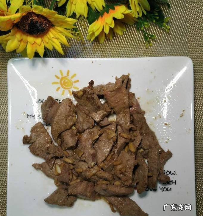 怎样做美味的洋葱炒猪肝