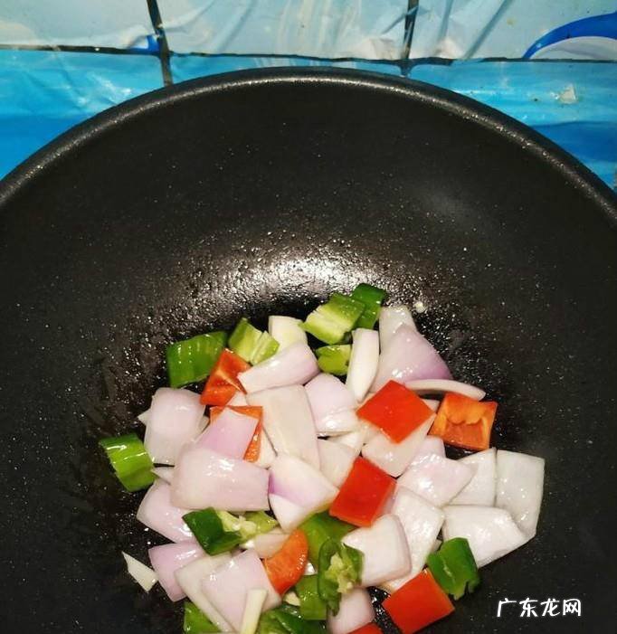 怎样做美味的洋葱炒猪肝