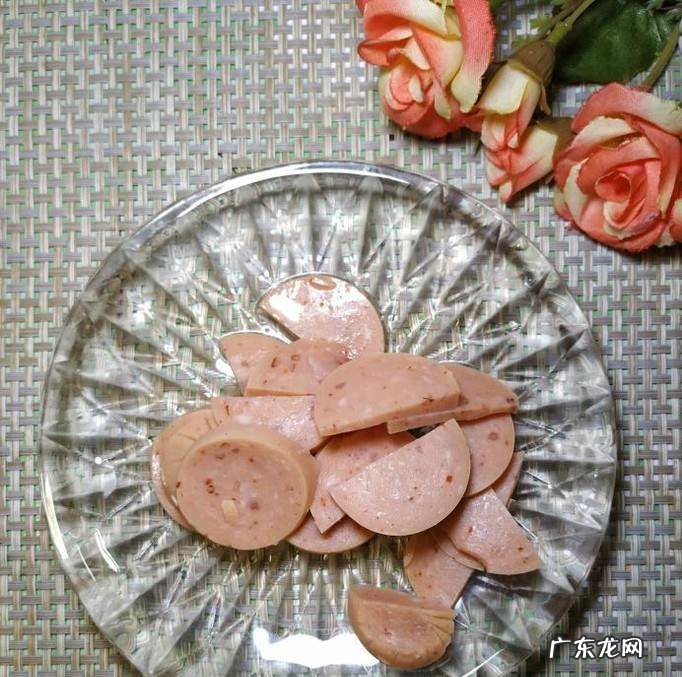 怎样做美味的土豆毛豆炒香肠