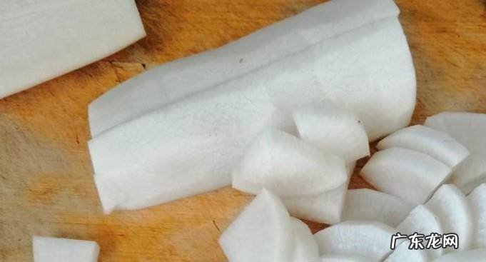 怎么做好吃又营养的香菇猪肉炖萝卜