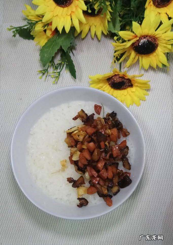 怎样做五香南瓜糯米饭