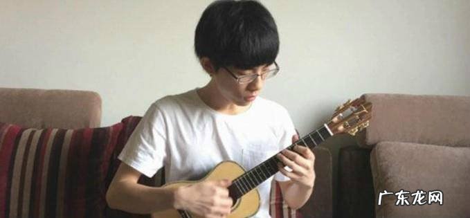 尤克里里教程1——认识尤克里里