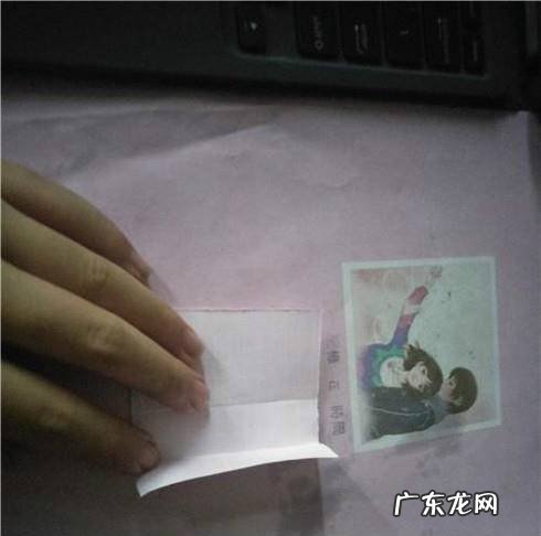 如何折一个温暖的折纸小床和一床被子
