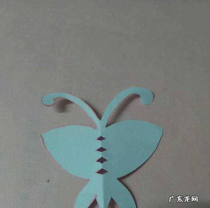蝴蝶剪纸的图案画法