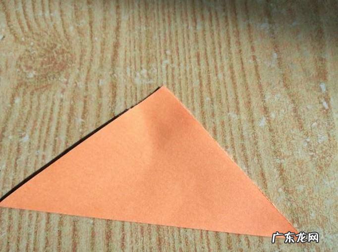 如何折一只猫咪手偶