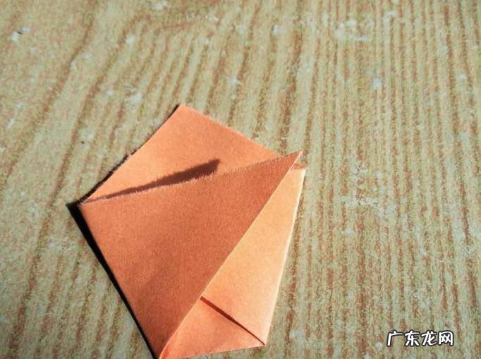 如何折一只猫咪手偶