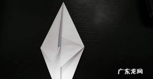 手工折纸制作:鸽子