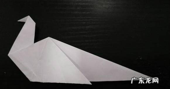 手工折纸制作:鸽子