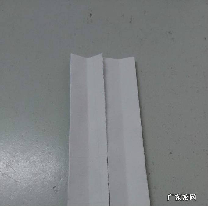 怎么用纸折小刀