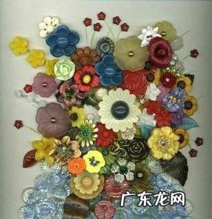 旧衣服上的纽扣做手工别有用处哦