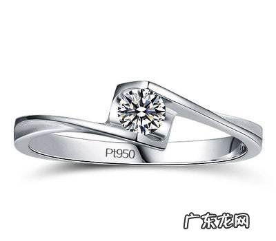 pt950铂金价格是多少？pt900铂金和pt950铂金有什么区别？