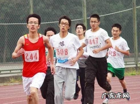 短跑怎么跑得快