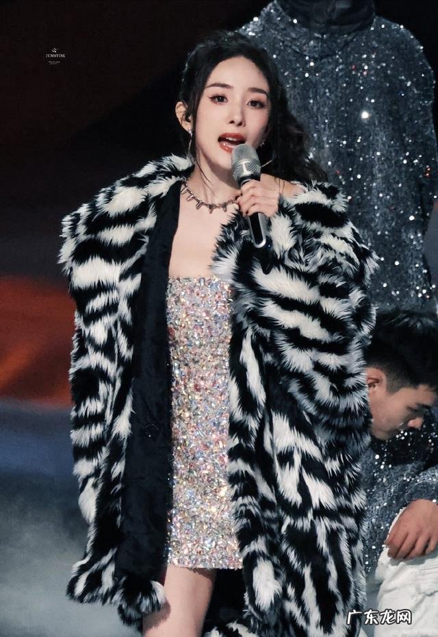 古力娜扎跨年晚会跳舞