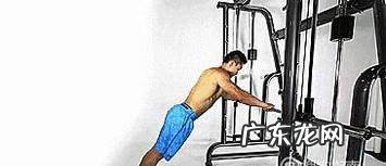 如何练成漂亮的方形胸肌