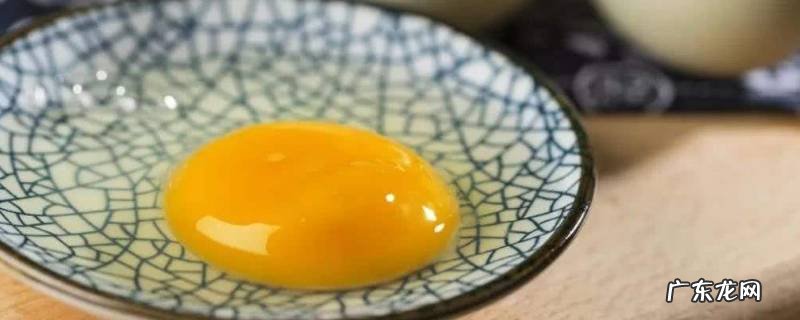 生鸡蛋和熟鸡蛋哪个重,生鸡蛋和熟鸡蛋哪个重为什么hhhg
