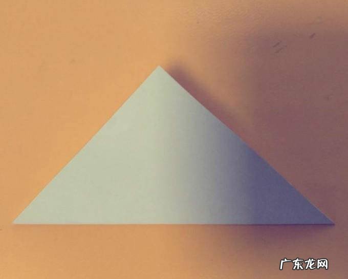 如何折出心形折纸