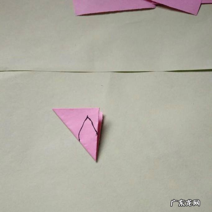 怎样制作手工剪纸莲花