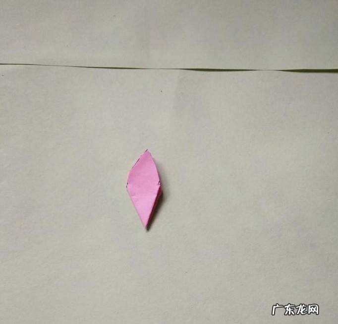 怎样制作手工剪纸莲花