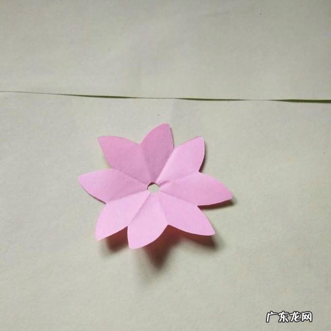 怎样制作手工剪纸莲花