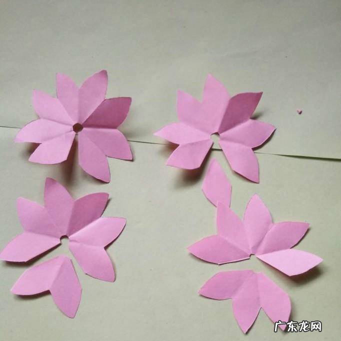 怎样制作手工剪纸莲花