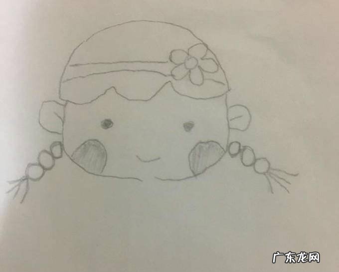 如何画出可爱的小姑娘