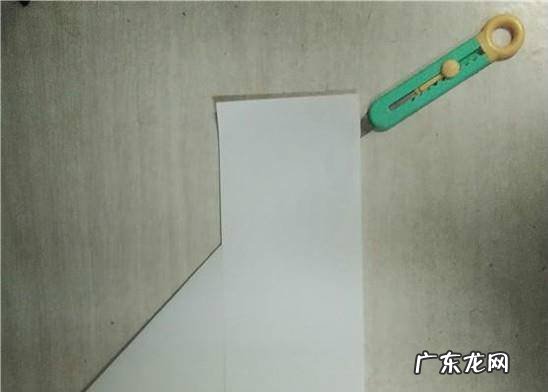如何用一张纸折兔子
