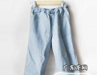 如何用旧牛仔裤改做宝宝裤子