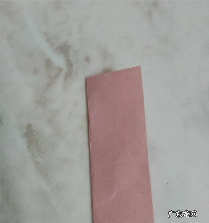 如何剪纸:简单的蜻蜓剪纸方法