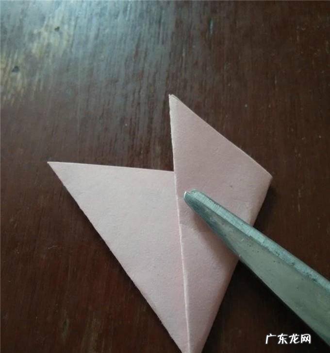剪纸---六折春暖花开的折剪方法