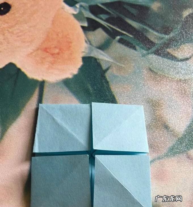 如何折纸陀螺