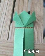 弹跳小青蛙折纸简单版