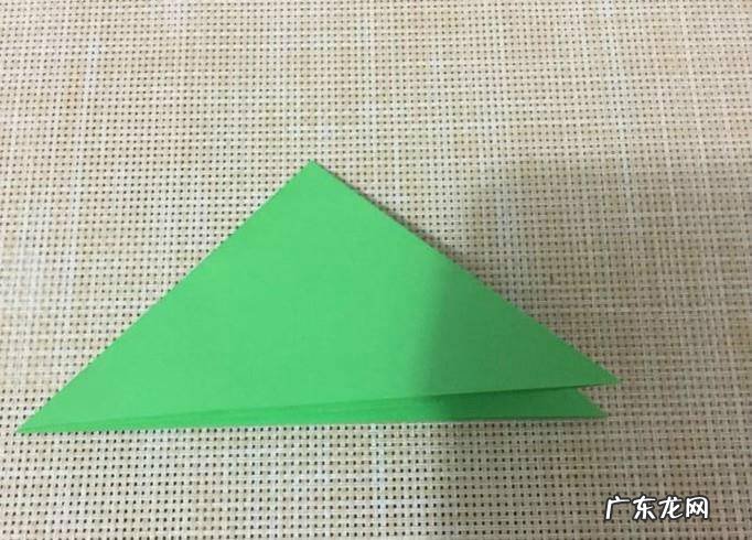 唯美3D雪花剪纸步骤