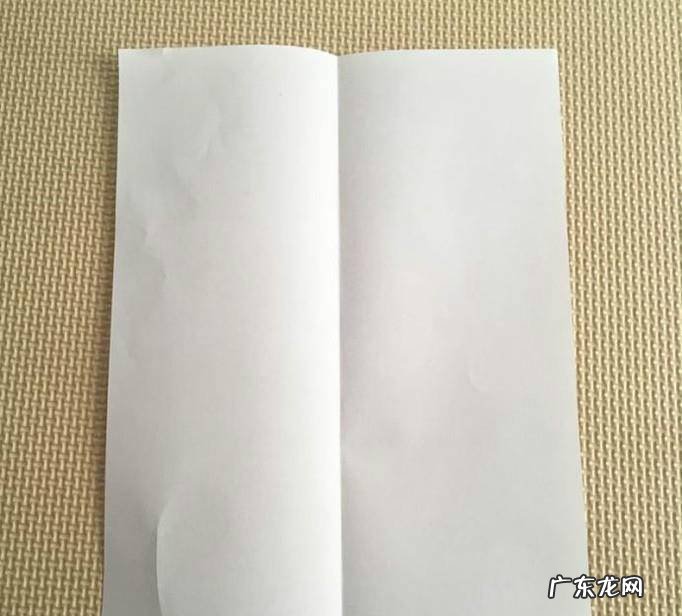 如何折双刃纸匕首刀