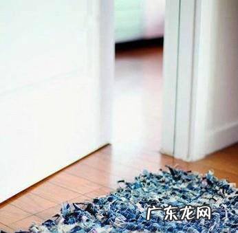 废物利用之用旧牛仔裤制作手工脚垫