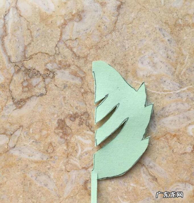 如何做一棵大树手工剪纸