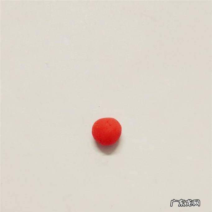 怎么用开心果壳制作漂亮的花儿