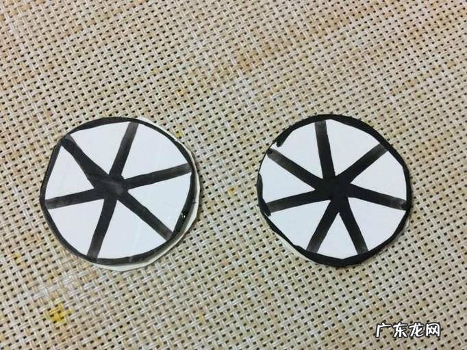 幼儿手工制作小汽车