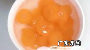 怎么自制胡萝卜玫瑰花