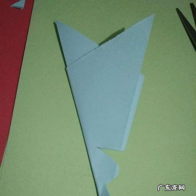 简单漂亮的窗花剪纸步骤