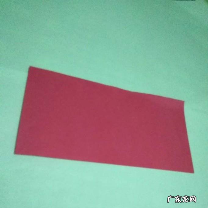 怎么用纸剪出爱心圈