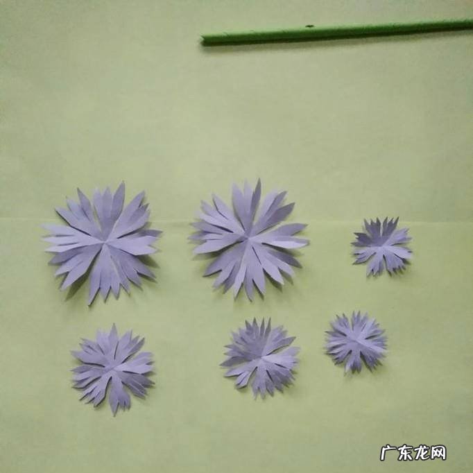 怎样制作手工剪纸菊花