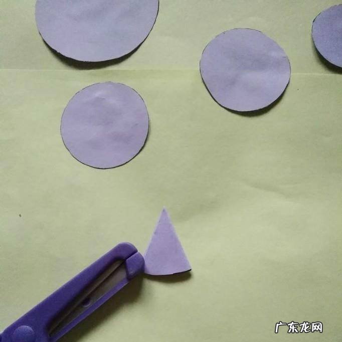 怎样制作手工剪纸菊花