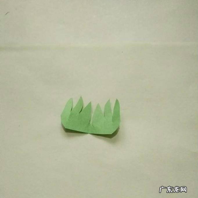 怎样制作手工剪纸菊花